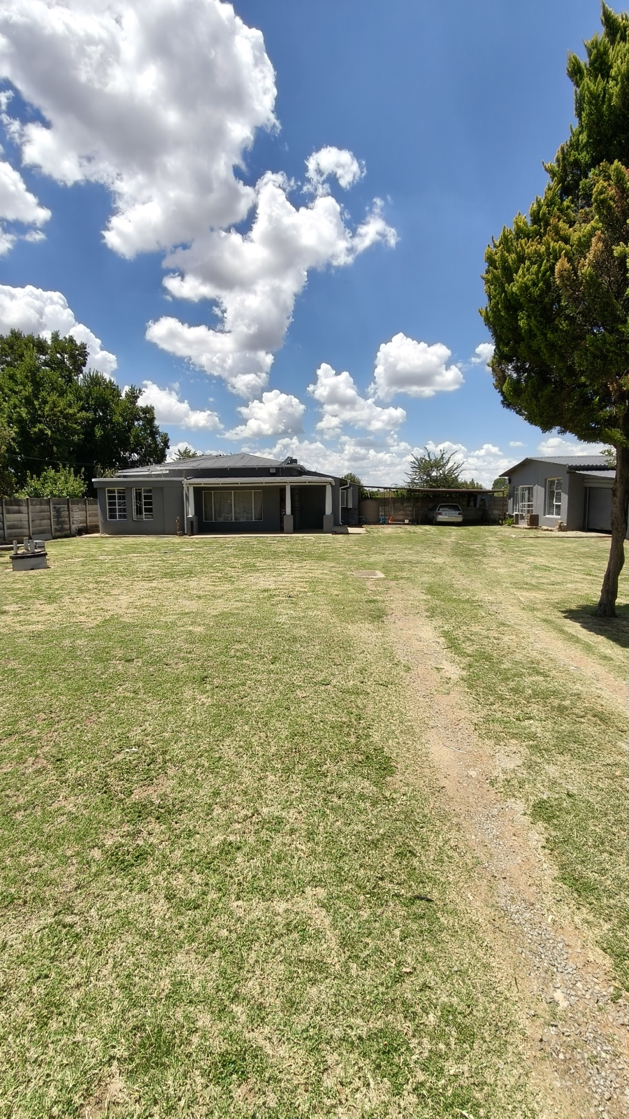4 Bedroom Property for Sale in Hennenman Free State